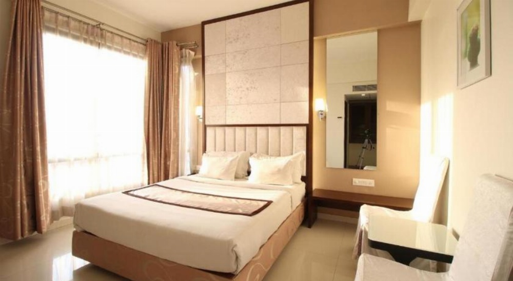 Hotel Silver Inn Main image